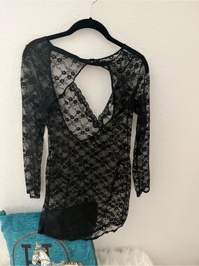 Victoria's Secret Black Sheer Lace Long Sleeve Top